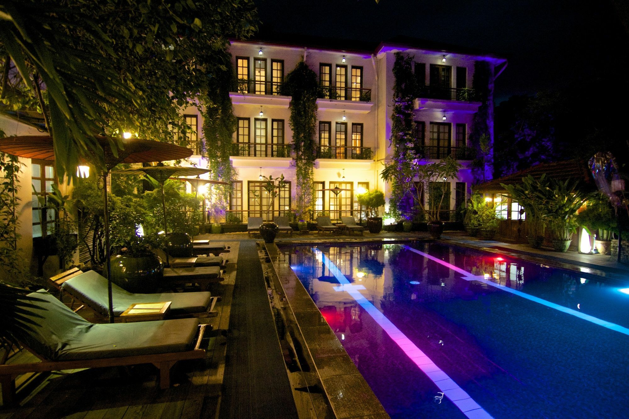 Hotel Savoy