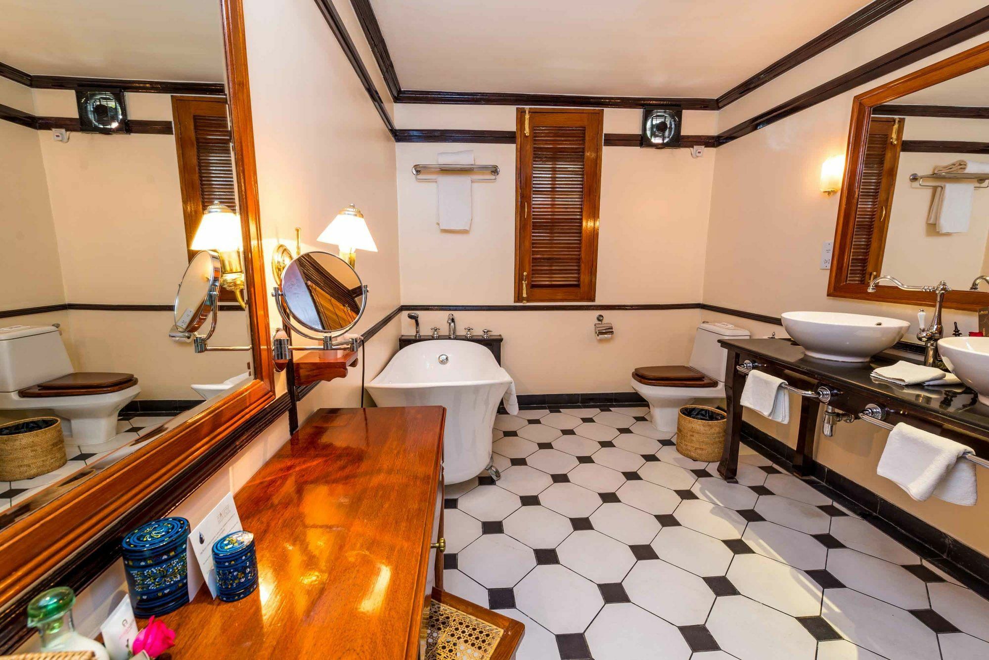 Savoy Hotel Yangon
